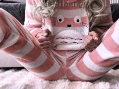 Skinny japanese schoolgirl fingers her hairy pussy and squirts in close-up masturbation